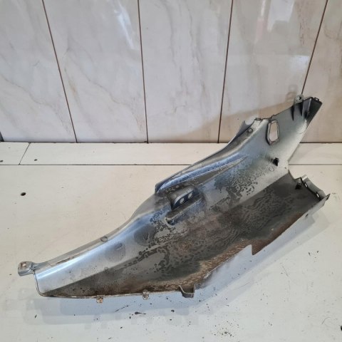 SUZUKI AN 650 BURGMAN 02-12 OWIEWKA ZADUPEK OGON PRAWY SUZUKI AN 650 BURGMAN 02-12 OWIEWKA ZADUPEK OGON PRAWY