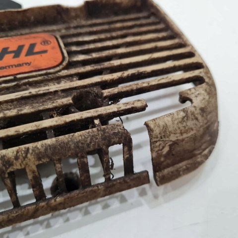 STIHL FS 180 SZARPAK STARTER ROZRUSZNIK OBUDOWA STIHL FS 180 SZARPAK STARTER ROZRUSZNIK OBUDOWA