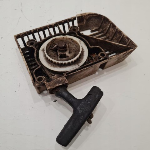STIHL FS 180 SZARPAK STARTER ROZRUSZNIK OBUDOWA STIHL FS 180 SZARPAK STARTER ROZRUSZNIK OBUDOWA