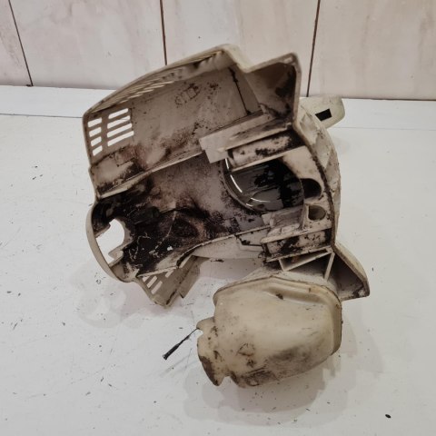STIHL KM 56 OSŁONA OBUDOWA POKRYWA ZBIORNIK PALIWA KPL STIHL KM 56 OSŁONA OBUDOWA POKRYWA ZBIORNIK PALIWA KPL