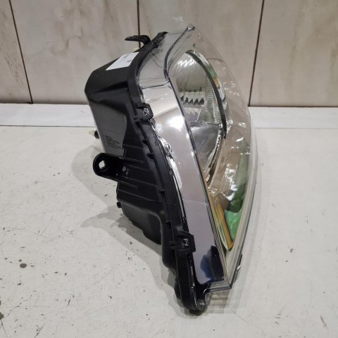 DACIA LOGAN 09-13 LAMPA REFLEKTOR LEWY OE 8200744753 DACIA LOGAN 09-13 LAMPA REFLEKTOR LEWY OE 8200744753
