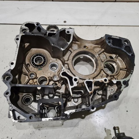 KTM DUKE 125 RC KARTERY OBUDOWA SILNIKA BLOK KOMPLET KTM DUKE 125 RC KARTERY OBUDOWA SILNIKA BLOK KOMPLET