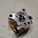 KTM DUKE 125 RC POMPA POMPKA OLEJU OLEJOWA