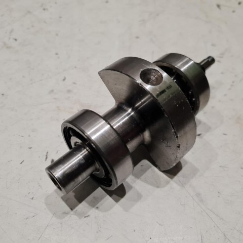 KTM DUKE 125 RC WAŁEK BALANSUJĄCY BALANSER KTM DUKE 125 RC WAŁEK BALANSUJĄCY BALANSER