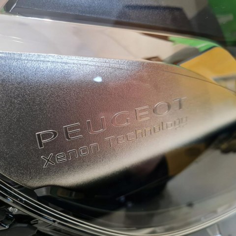 PEUGEOT EXPERT 16- LAMPA REFLEKTOR LEWY XENON PSA 1616143880 PEUGEOT EXPERT 16- LAMPA REFLEKTOR LEWY XENON PSA 1616143880