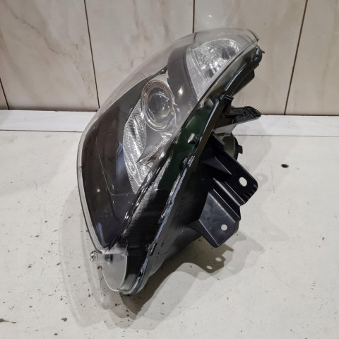 RENAULT CLIO III LAMPA REFLEKTOR PRAWY VALEO 044056 RENAULT CLIO III LAMPA REFLEKTOR PRAWY VALEO 044056