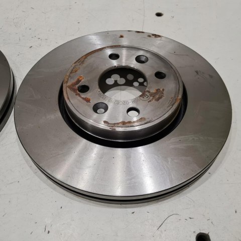 RENAULT CLIO III V MEGANE II TARCZE HAMULCOWE PRZÓD KOMPLET NK 203919 RENAULT CLIO III V MEGANE II TARCZE HAMULCOWE PRZÓD KOMPLET NK 203919