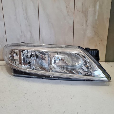 RENAULT LAGUNA II LAMPA REFLEKTOR PRAWY 2742229 RENAULT LAGUNA II LAMPA REFLEKTOR PRAWY 2742229