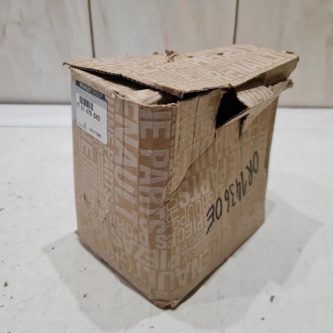 RENAULT LAGUNA MEGANE MASTER II 1.9DCI POMPA WODY PASEK ROZRZĄDU 7701479043