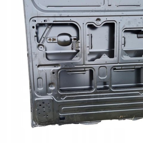 RENAULT MASTER III OPEL MOVANO III DRZWI BOCZNE PRZESUWNE PRAWE 821000245R RENAULT MASTER III OPEL MOVANO III DRZWI BOCZNE PRZESUWNE PRAWE 821000245R