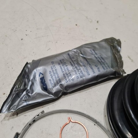 RENAULT MEGANE I LAGUNA I OSŁONA PRZEGUBU NAPĘDOWEGO 300410