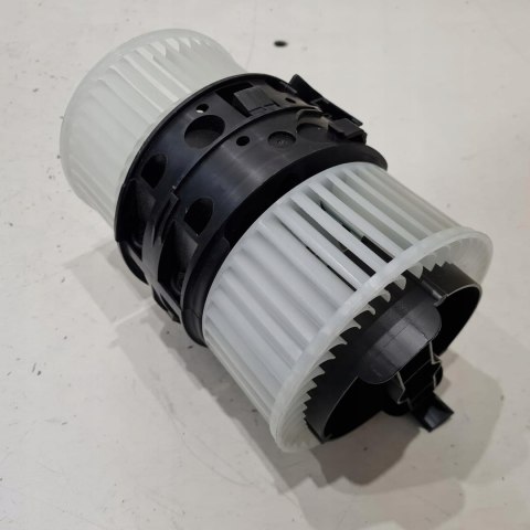 RENAULT MEGANE III WENTYLATOR DMUCHAWA NAWIEWU NRF 34161