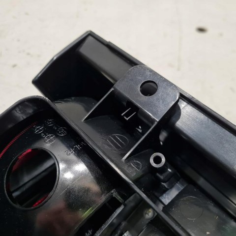 VOLKSWAGEN CADDY III 15- LAMPA LEWY TYŁ TYLNA 441-19AGL-LDUE2 VOLKSWAGEN CADDY III 15- LAMPA LEWY TYŁ TYLNA 441-19AGL-LDUE2