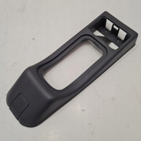 FIAT PUNTO 97-00 RAMKA OSŁONA OBUDOWA TUNELU ŚRODKOWEGO 182749962 FIAT PUNTO 97-00 RAMKA OSŁONA OBUDOWA TUNELU ŚRODKOWEGO 182749962