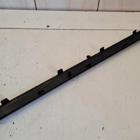 LAND ROVER VOGUE LISTWA DRZWI DEKOR LEWA EK52-239-29-A LAND ROVER VOGUE LISTWA DRZWI DEKOR LEWA EK52-239-29-A