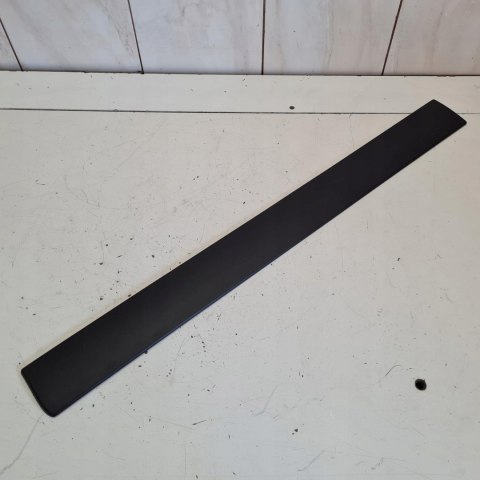 NISSAN NV200 LISTWA BOCZNA DRZWI 10143228 NISSAN NV200 LISTWA BOCZNA DRZWI 10143228