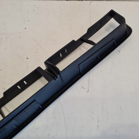 OPEL OMEGA A KRATKA ATRAPA ZDERZAKA 90401572 OPEL OMEGA A KRATKA ATRAPA ZDERZAKA 90401572