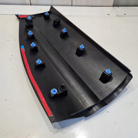 RENAULT KADJAR LISTWA DRZWI PRAWY TYŁ OE 828768609R RENAULT KADJAR LISTWA DRZWI PRAWY TYŁ OE 828768609R
