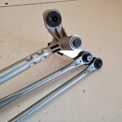 AUDI A1 82B MECHANIZM WYCIERACZEK OE 82B955023 AUDI A1 82B MECHANIZM WYCIERACZEK OE 82B955023