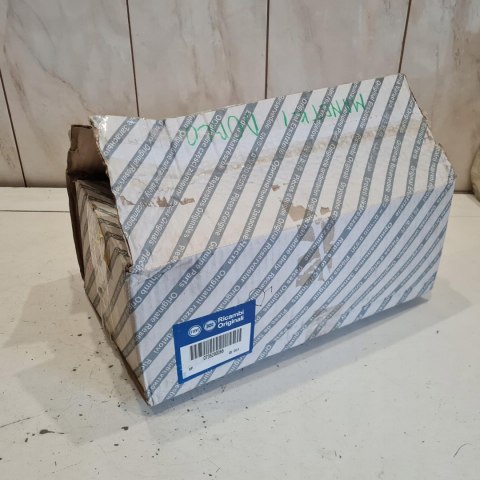 FIAT DOBLO MANETKA PRZEŁĄCZNIK ZESPOLONY OE 735290066 FIAT DOBLO MANETKA PRZEŁĄCZNIK ZESPOLONY OE 735290066
