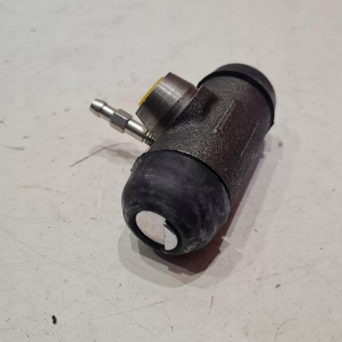 SKODA FELICIA I II CYLINDEREK HAMULCOWY METELLI 04-0705