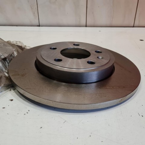AUDI A4 B7 SEAT EXEO TARCZE HAMULCOWE KOMPLET TRW DF4756 AUDI A4 B7 SEAT EXEO TARCZE HAMULCOWE KOMPLET TRW DF4756