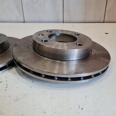 FORD FIESTA I II TARCZE HAMULCOWE KOMPLET TEXTAR 98200027201 FORD FIESTA I II TARCZE HAMULCOWE KOMPLET TEXTAR 98200027201