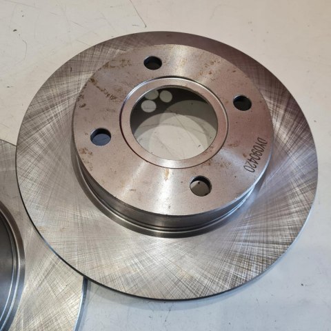 FORD FIESTA IV KA MAZDA 121 TARCZE HAMULCOWE KOMPLET F1531P FORD FIESTA IV KA MAZDA 121 TARCZE HAMULCOWE KOMPLET F1531P