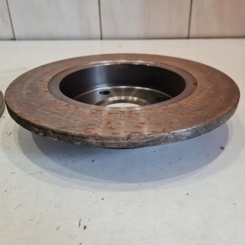 FORD FIESTA ORION III TARCZE HAMULCOWE KOMPLET SAMKO F1281P FORD FIESTA ORION III TARCZE HAMULCOWE KOMPLET SAMKO F1281P