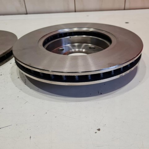 FORD MONDEO I II COUGAR SCORPIO TARCZE HAMULCOWE KOMPLET 4MAX 5201-01-0628P