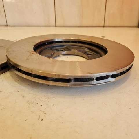MAZDA 323 III BF BW TARCZE HAMULCOWE TEXTAR 98200047001 MAZDA 323 III BF BW TARCZE HAMULCOWE TEXTAR 98200047001