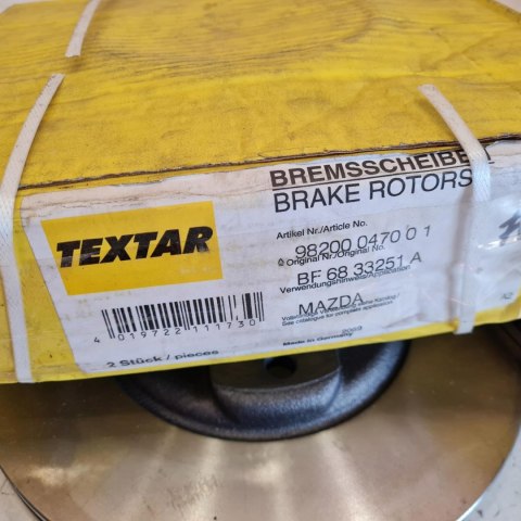 MAZDA 323 III BF BW TARCZE HAMULCOWE TEXTAR 98200047001 MAZDA 323 III BF BW TARCZE HAMULCOWE TEXTAR 98200047001