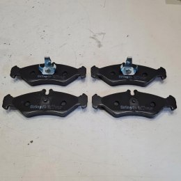 MERCEDES SPRINTER 901 VW LT 28 KLOCKI HAMULCOWE KOMPLET GIRLING 6112622