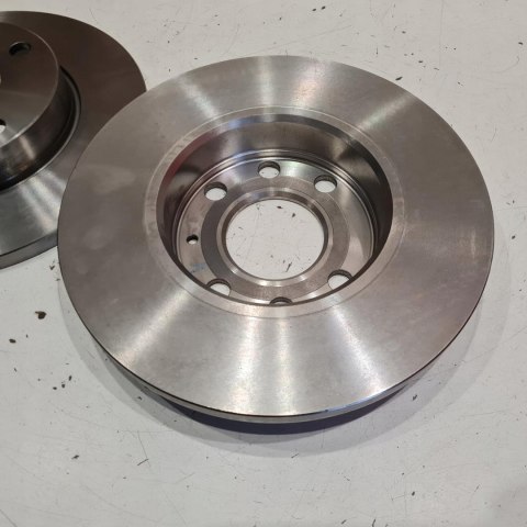 OPEL ASTRA F VECTRA A TARCZE HAMULCOWE KOMPLET BREMBO 08.4475.10 OPEL ASTRA F VECTRA A TARCZE HAMULCOWE KOMPLET BREMBO 08.4475.10