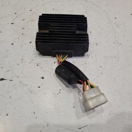 SUZUKI GSXR 750 K1 K2 K3 REGULATOR NAPIĘCIA