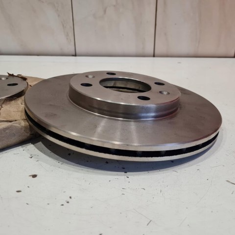 VOLKSWAGEN TRANSPORTER T2 TARCZE HAMULCOWE KOMPLET VOLKSWAGEN TRANSPORTER T2 TARCZE HAMULCOWE KOMPLET