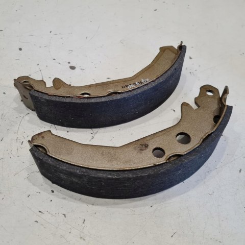 FORD FIESTA 89-96 SZCZĘKI HAMULCOWE SGE-153 FORD FIESTA 89-96 SZCZĘKI HAMULCOWE SGE-153