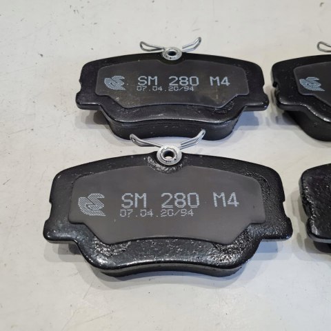 MERCEDES 124 KLOCKI HAMULCOWE STEINHOF SM 280-N MERCEDES 124 KLOCKI HAMULCOWE STEINHOF SM 280-N