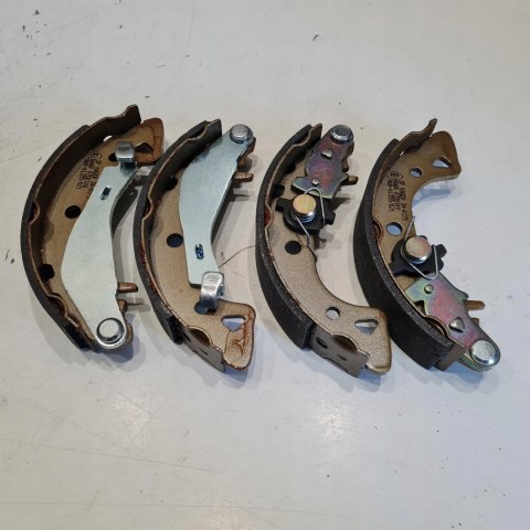 PEUGEOT 106 CITROEN SAXO SZCZĘKI HAMULCOWE KAGER 34-0175 PEUGEOT 106 CITROEN SAXO SZCZĘKI HAMULCOWE KAGER 34-0175
