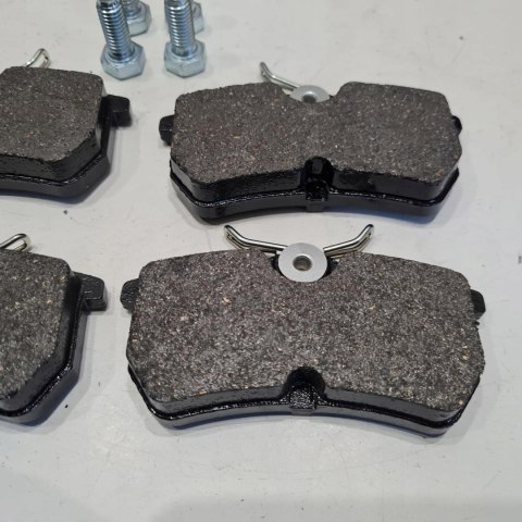 FORD FOCUS I KLOCKI HAMULCOWE BRECK 233530070400 FORD FOCUS I KLOCKI HAMULCOWE BRECK 233530070400