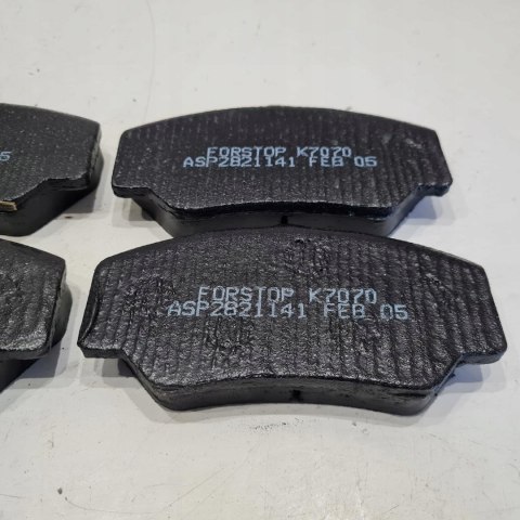 FORD TRANSIT 85-92 KLOCKI HAMULCOWE FORSTOP K7070 WVA 21141 FORD TRANSIT 85-92 KLOCKI HAMULCOWE FORSTOP K7070 WVA 21141