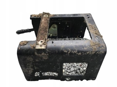 GGP JX 92 HYDRO 13,5 HP UCHWYT STELAŻ DŹWIGNIA GGP JX 92 HYDRO 13,5 HP UCHWYT STELAŻ DŹWIGNIA