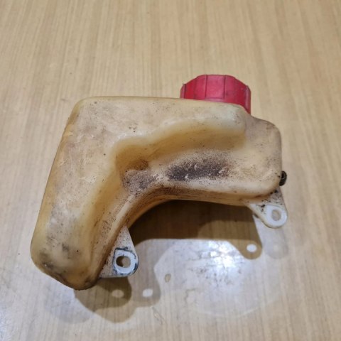 MITSUBISHI T50 ZBIORNIK PALIWA BAK MITSUBISHI T50 ZBIORNIK PALIWA BAK