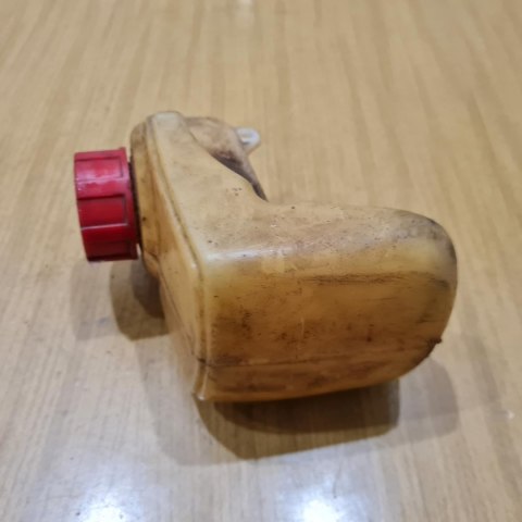 MITSUBISHI T50 ZBIORNIK PALIWA BAK MITSUBISHI T50 ZBIORNIK PALIWA BAK