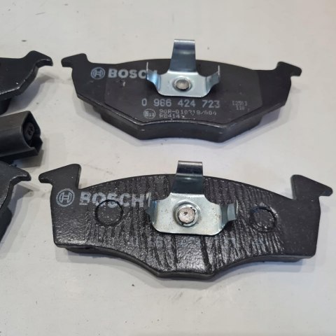 SKODA FABIA I II VW POLO 9N KLOCKI HAMULCOWE BOSCH 0986424723 SKODA FABIA I II VW POLO 9N KLOCKI HAMULCOWE BOSCH 0986424723