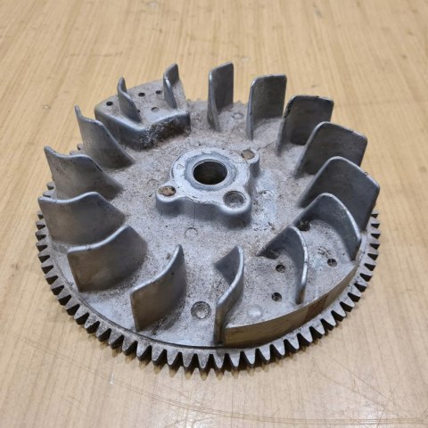 YAMAHA YLM 342 MAGNETO KOŁO MAGNESOWE YAMAHA YLM 342 MAGNETO KOŁO MAGNESOWE
