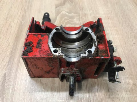 ZENOAH G380 KARTER OBUDOWA SILNIKA KORPUS ZENOAH G380 KARTER OBUDOWA SILNIKA KORPUS