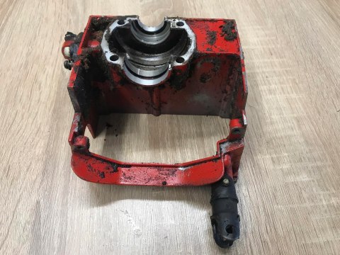 ZENOAH G380 KARTER OBUDOWA SILNIKA KORPUS ZENOAH G380 KARTER OBUDOWA SILNIKA KORPUS