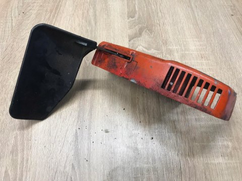 ZENOAH G380 OSŁONA OBUDOWA DŹWIGNIA HAMULCA ZENOAH G380 OSŁONA OBUDOWA DŹWIGNIA HAMULCA