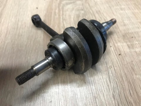 ZENOAH G380 WAŁ KORBOWY KORBOWÓD ZENOAH G380 WAŁ KORBOWY KORBOWÓD